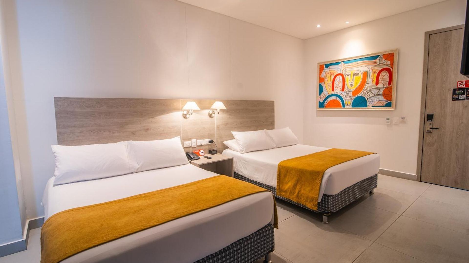 Zi One Luxury 4*