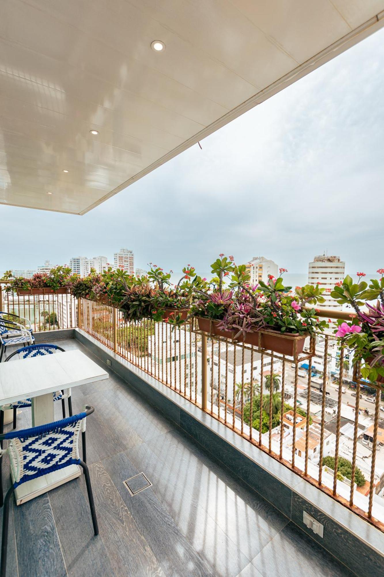 Zi One Luxury 4*